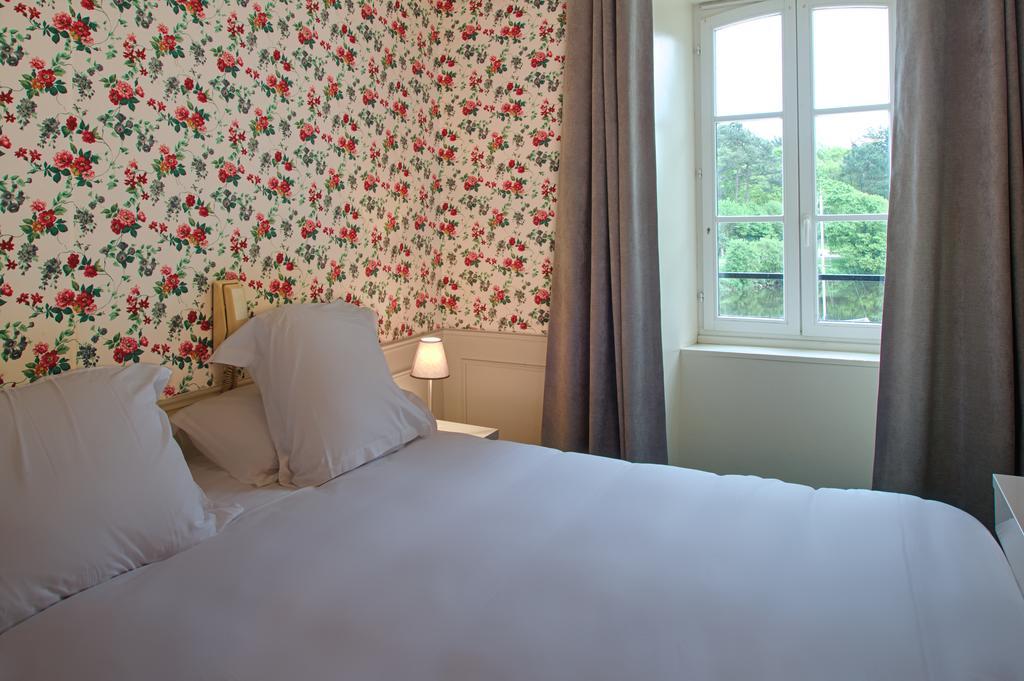 Hotel De Charme Les Mimosas Pont-Aven Pokoj fotografie